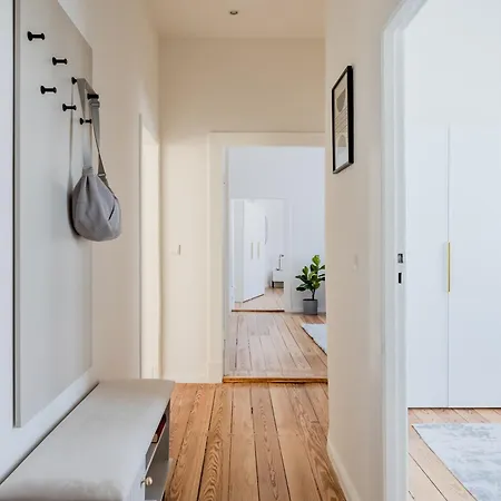New 2 Bedroom - Explorers & Remote Workers! Potsdam