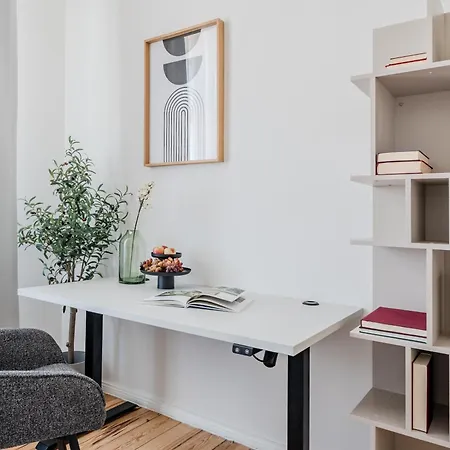 Daire New 2 Bedroom - Explorers & Remote Workers! *