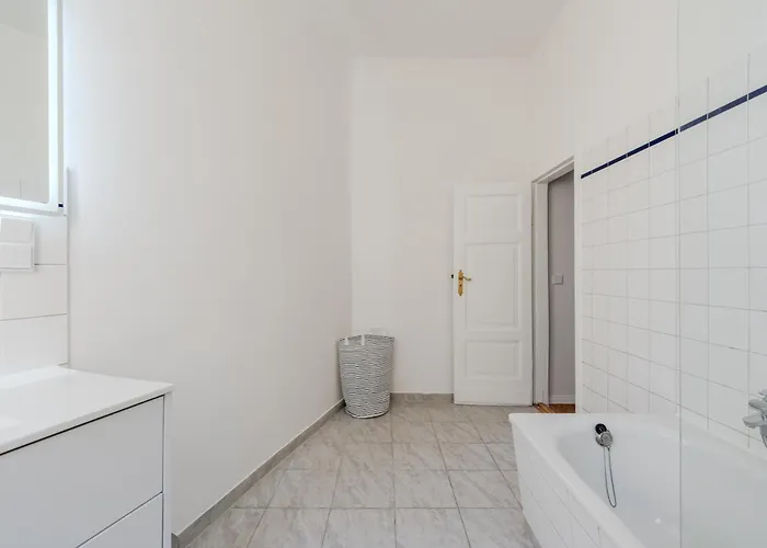 公寓 New 2 Bedroom - Explorers & Remote Workers!